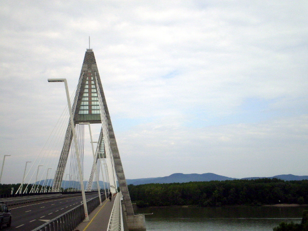 09.Megyeri-híd